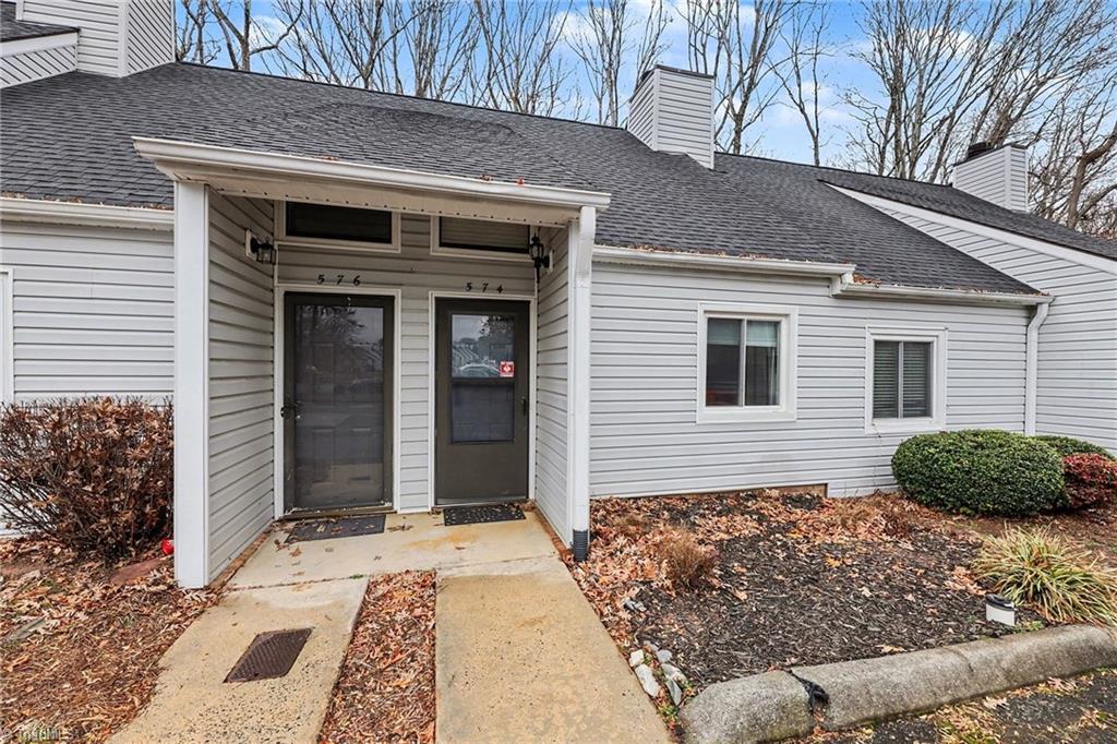 574 Brookside Court