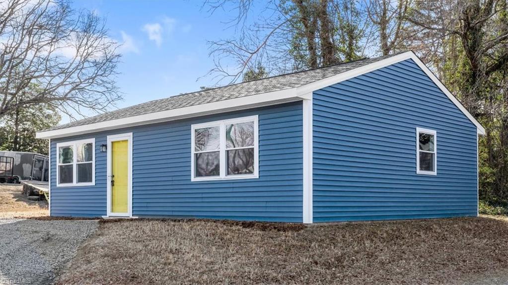 1501 Earl Drive