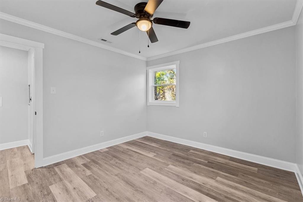 1501 Earl Drive