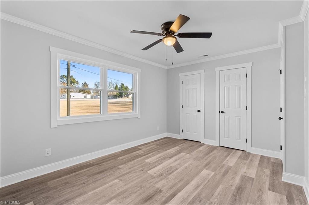 1501 Earl Drive