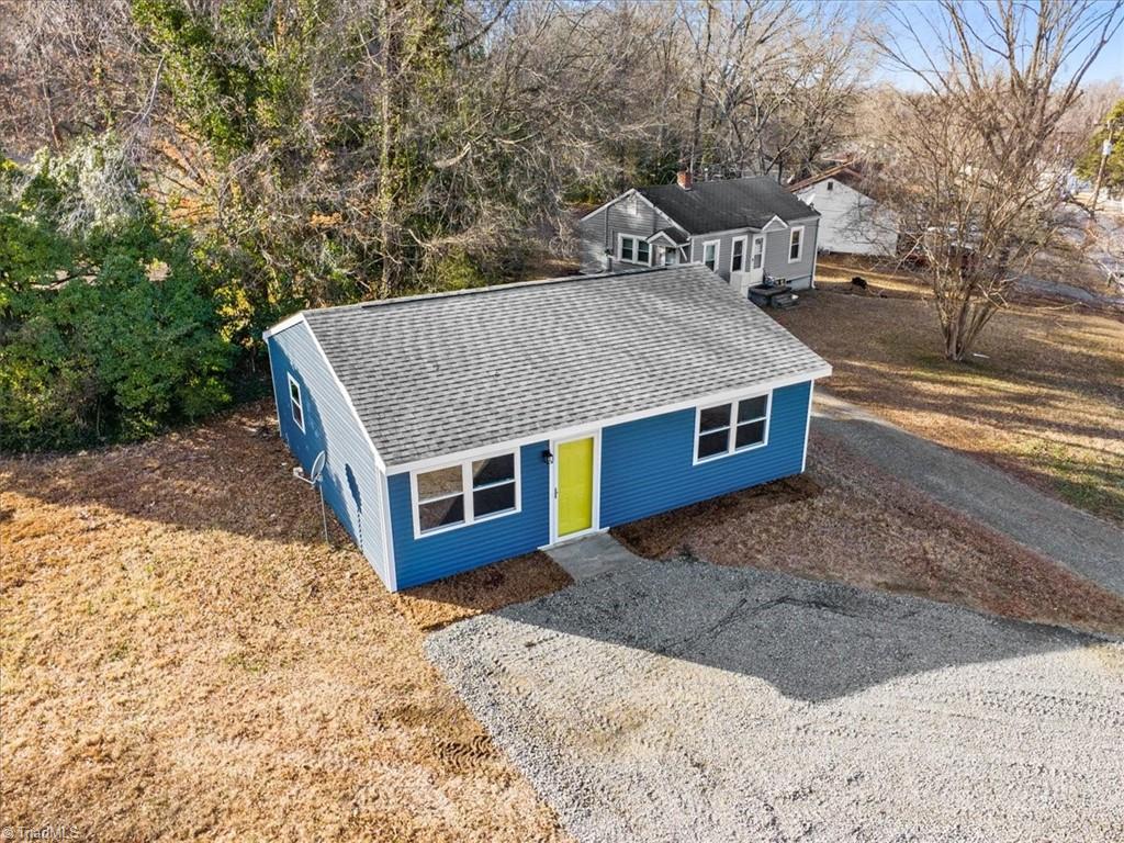 1501 Earl Drive
