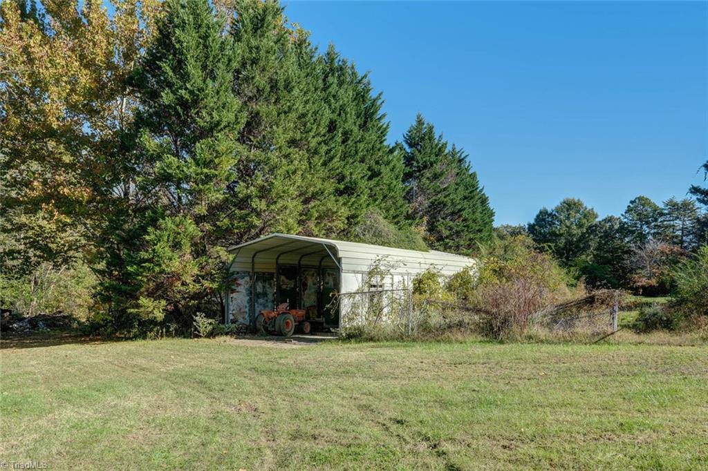 7832 Park Springs Road