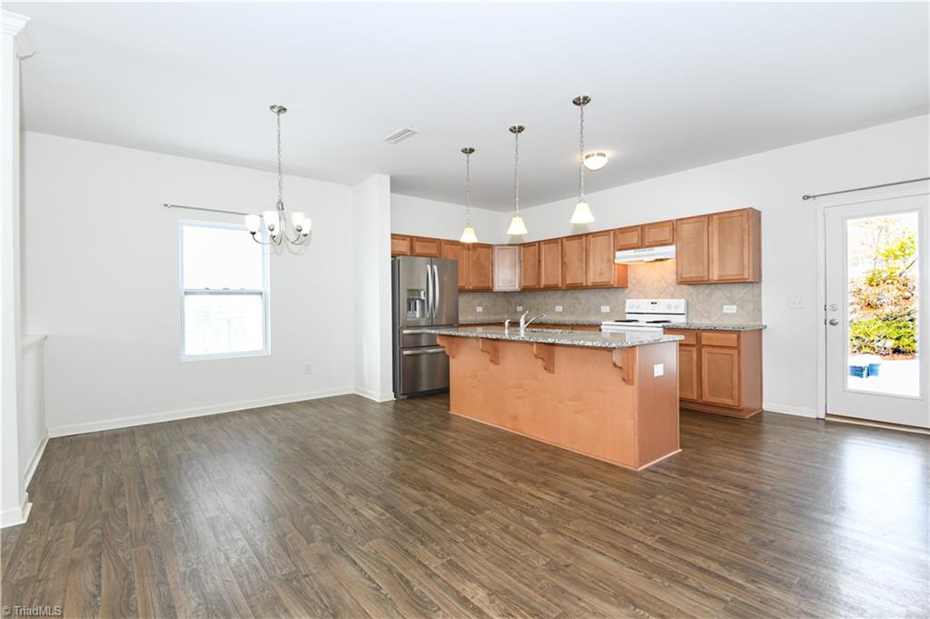 5031 Red Poll Drive