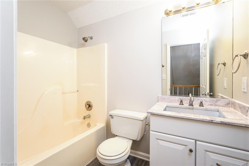 3 Archer Glen Court