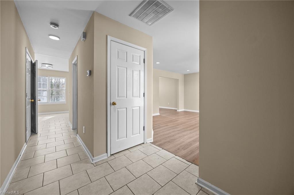 3800 Thornaby Circle, Winston-Salem