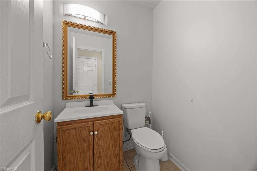 3800 Thornaby Circle, Winston-Salem