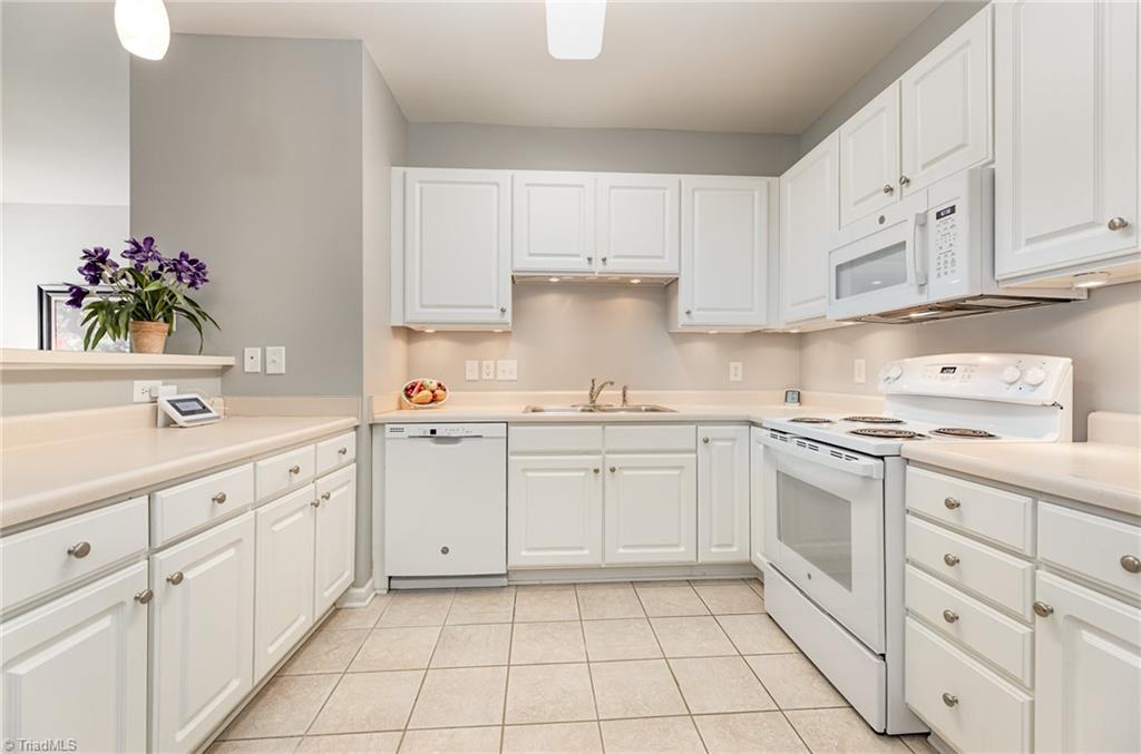 3710 Spanish Peak Drive # 2D