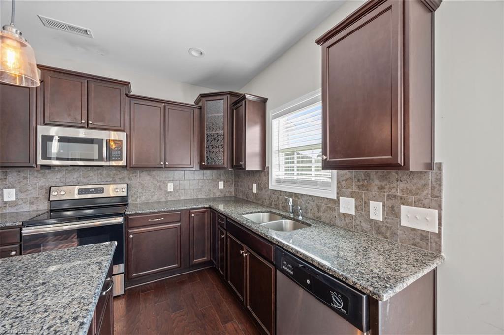 6602 Pedigree Yearling Court