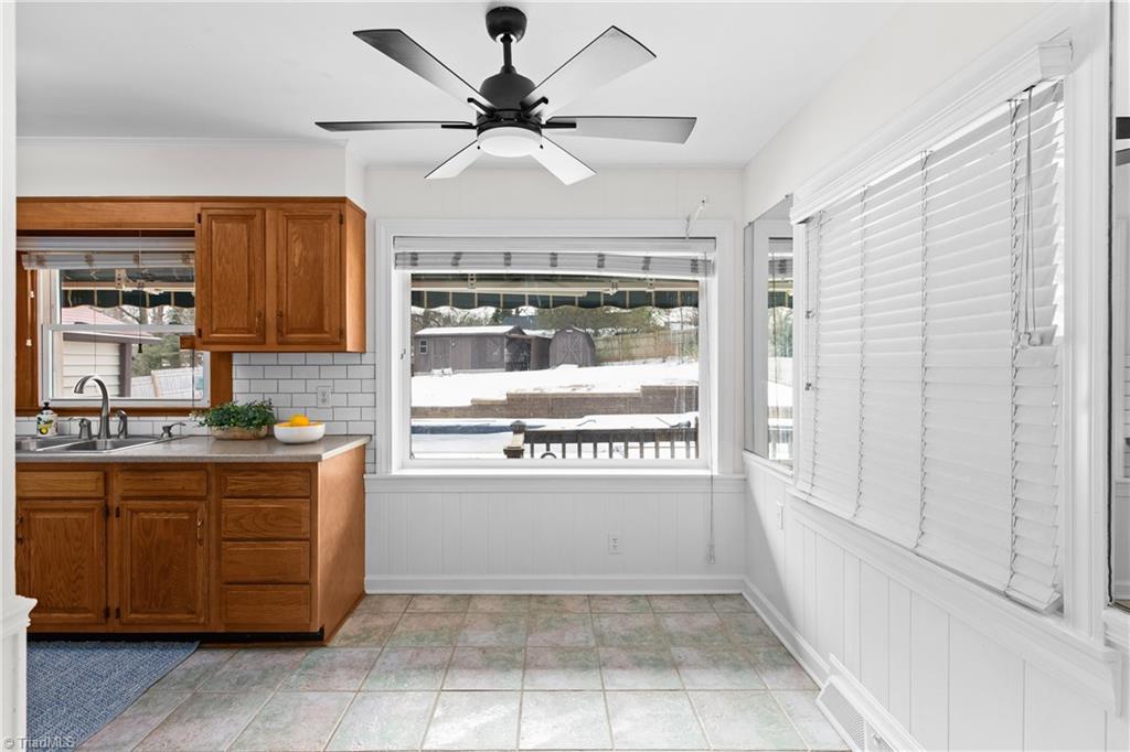 2780 Woodvale Drive, Winston-Salem