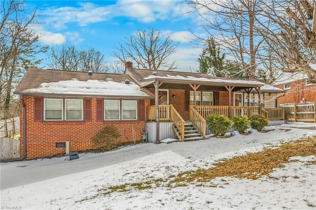 2780 Woodvale Drive, Winston-Salem