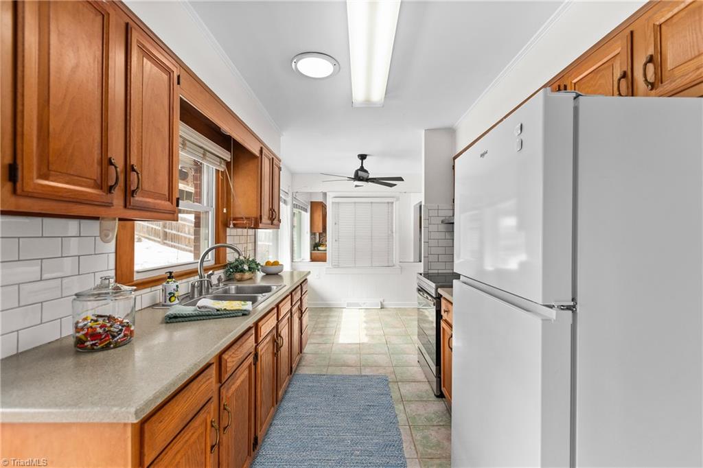 2780 Woodvale Drive, Winston-Salem