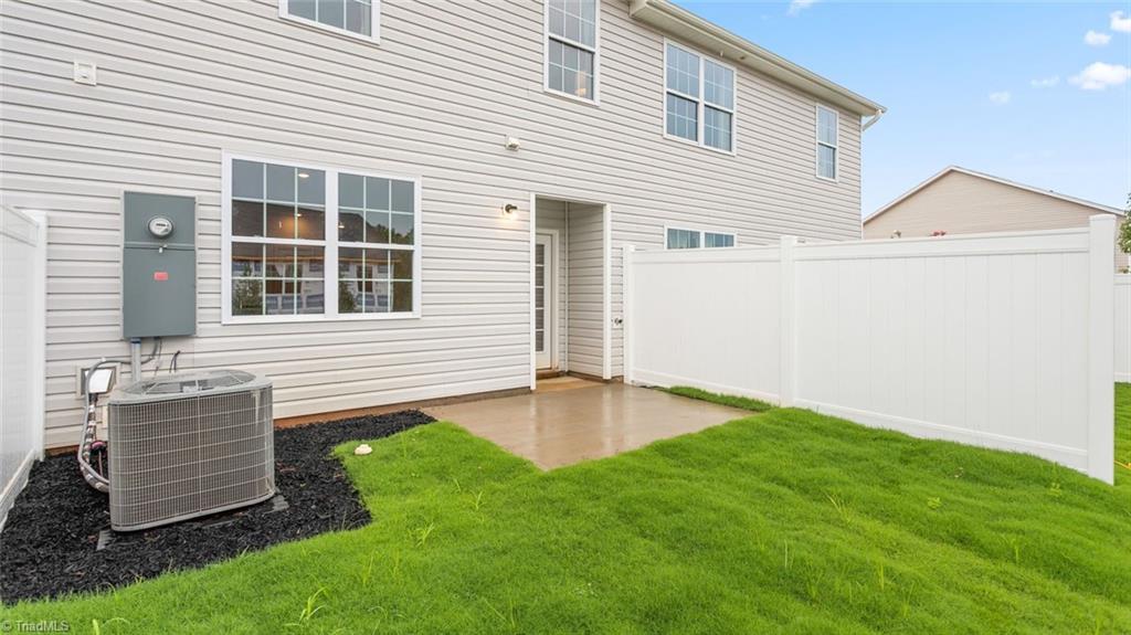 1703 Komondor Trail