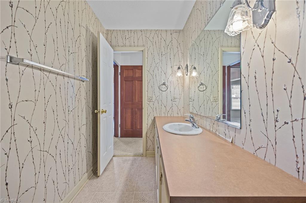 1448 Spring Hill Circle