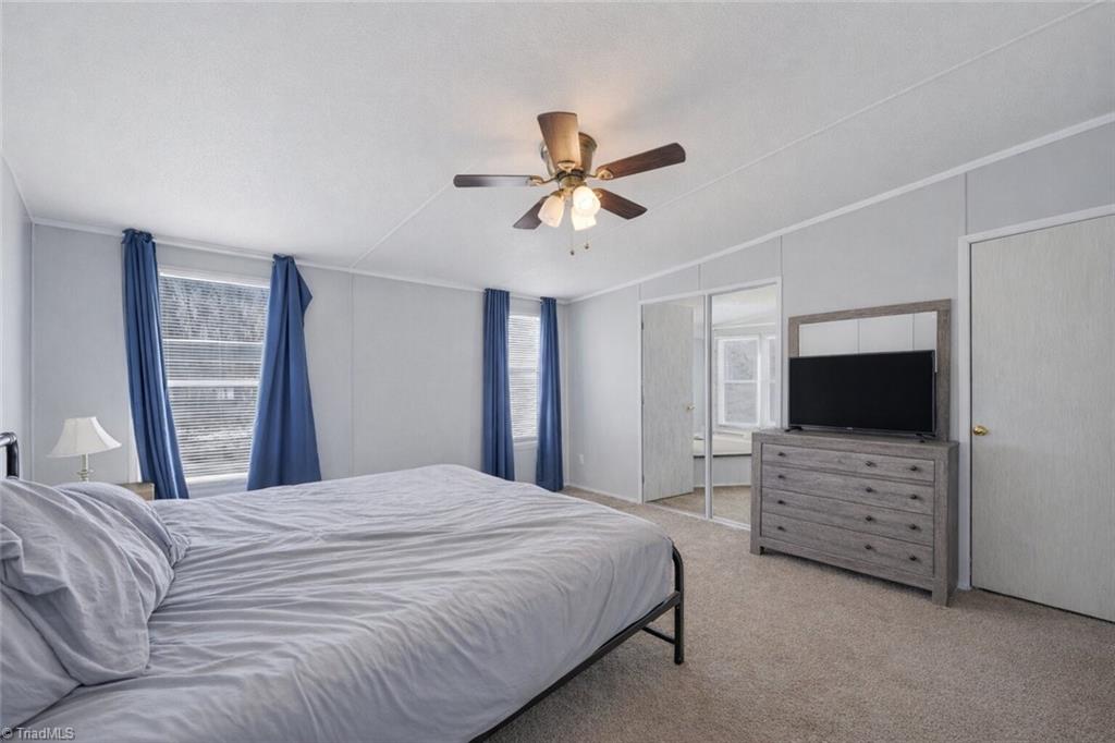 1160 Sandy Cross Road