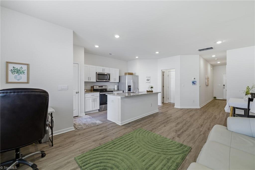 5526 Avery Drive