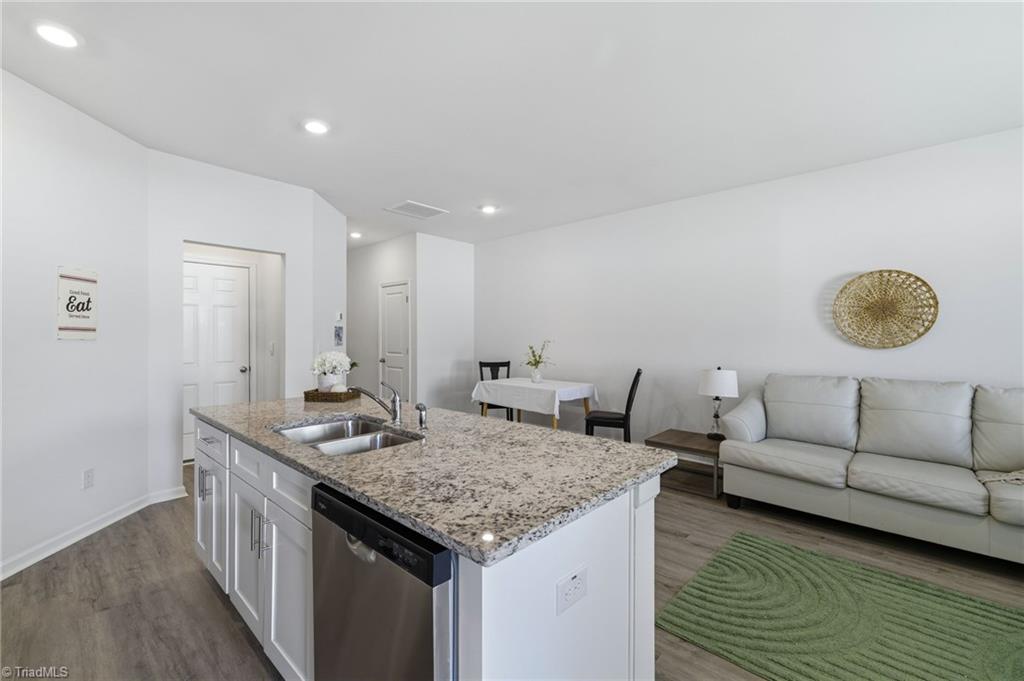5526 Avery Drive