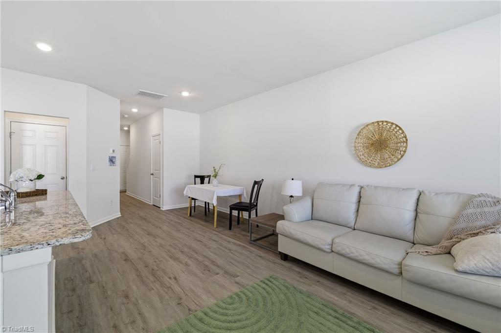 5526 Avery Drive