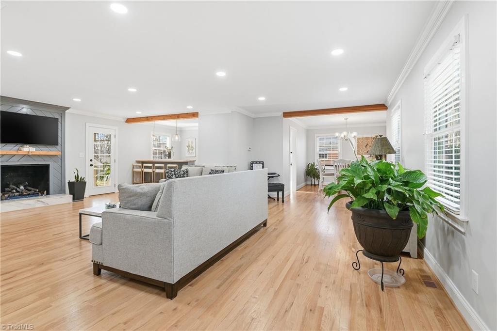 2021 Tennyson Drive