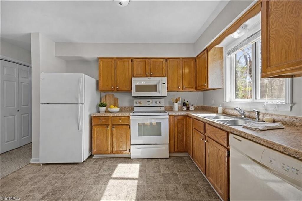 1113 Century Park Avenue