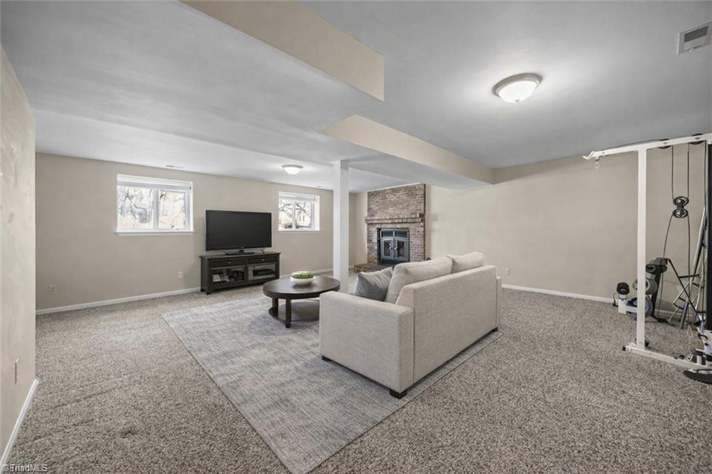 1113 Century Park Avenue