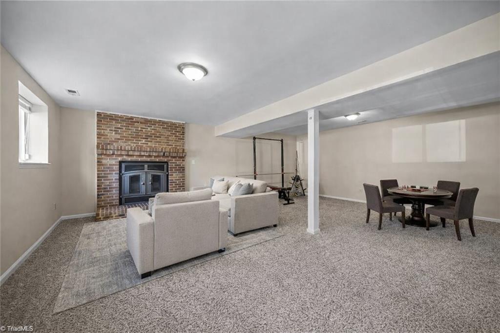 1113 Century Park Avenue