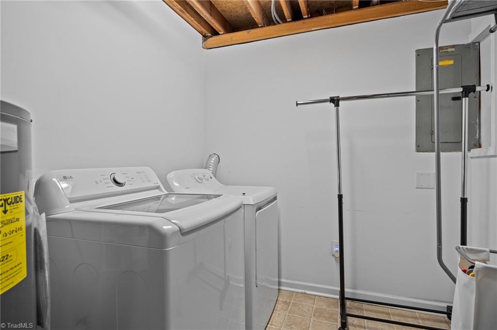 1113 Century Park Avenue