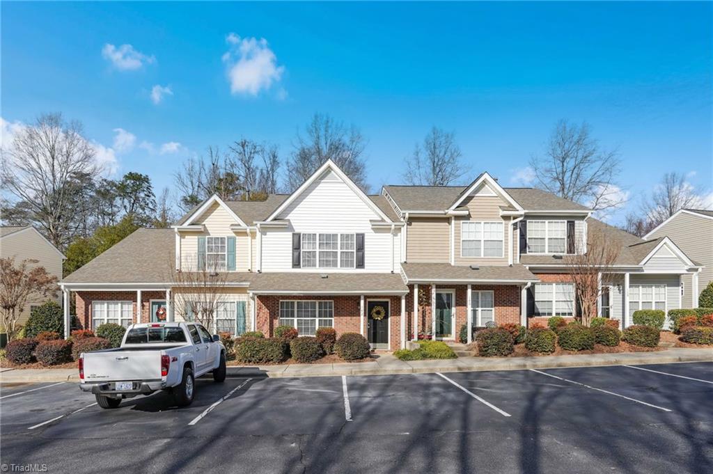 142 Tannenbaum Circle