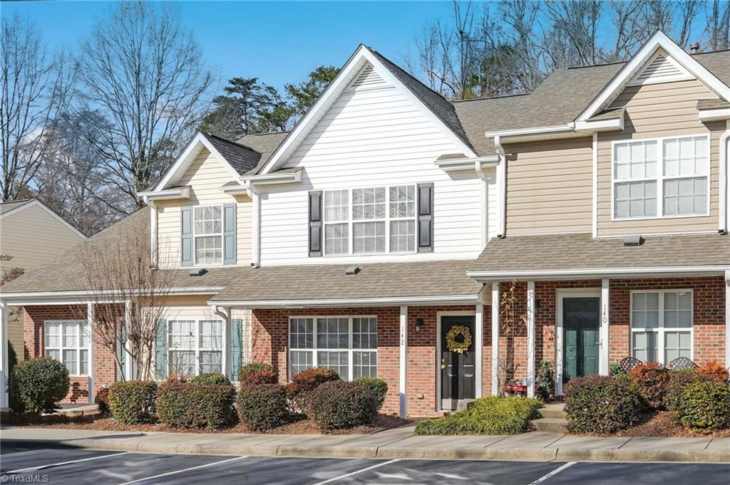 142 Tannenbaum Circle