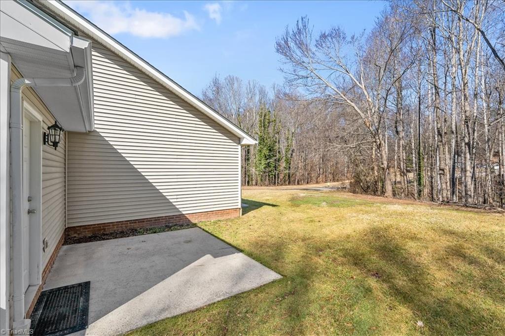 6867 Ironwood Circle