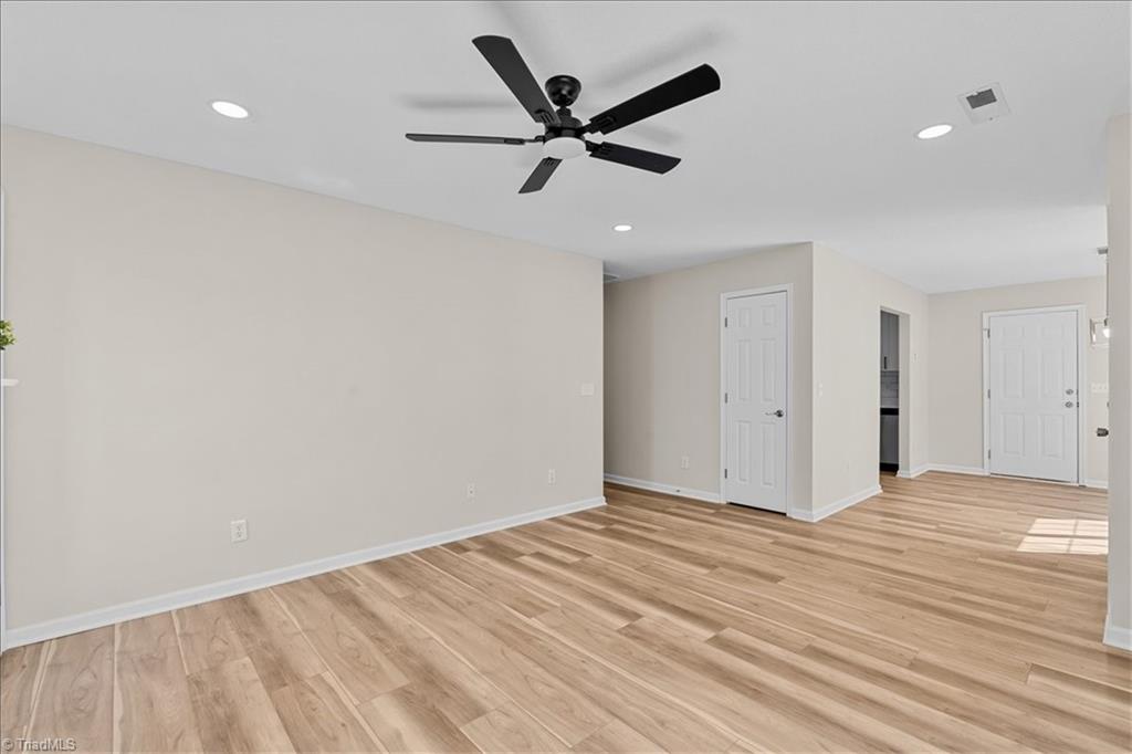 6867 Ironwood Circle