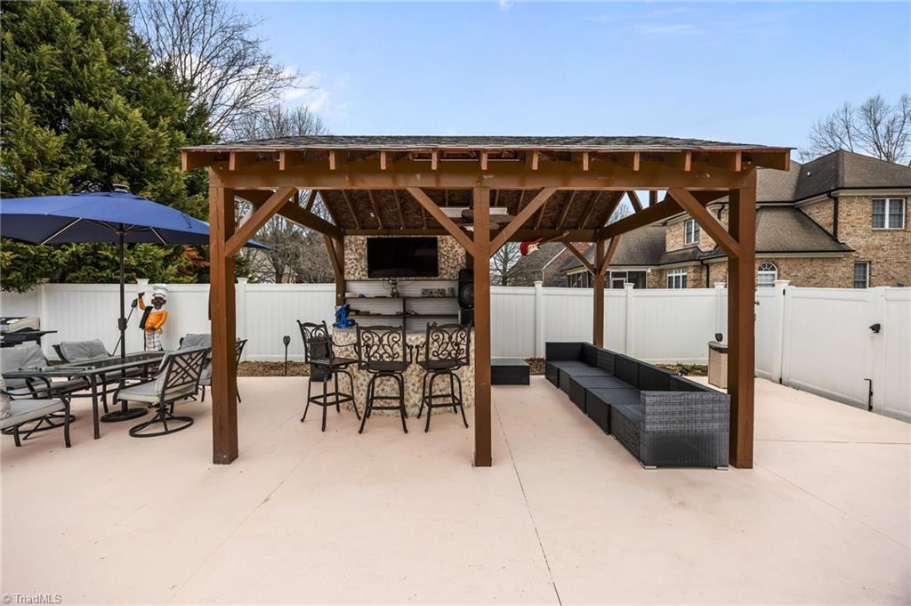 2309 Faircloth Way