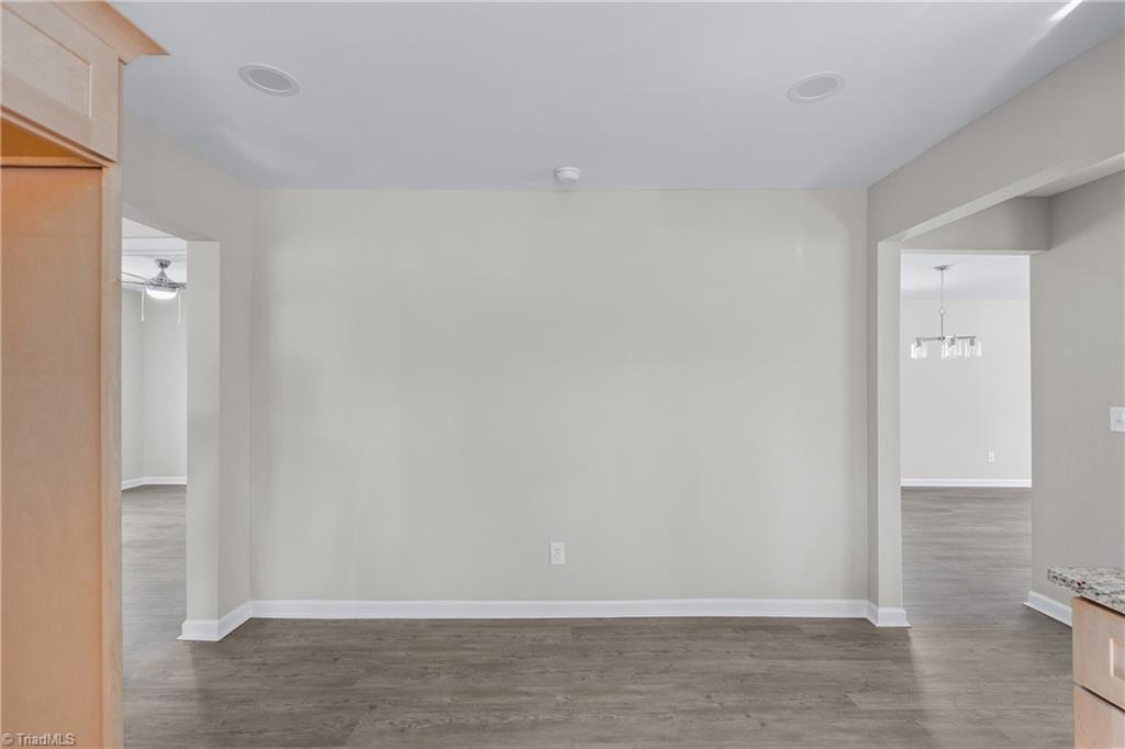 1217 Lakeview Heights Drive