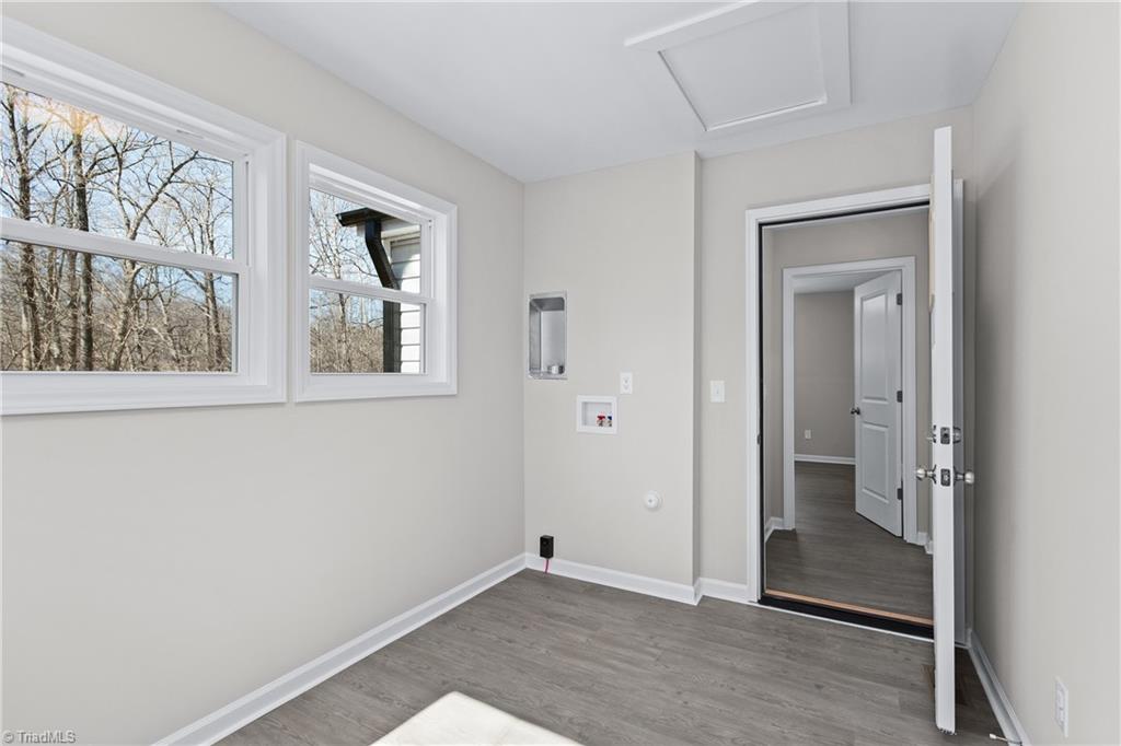 1217 Lakeview Heights Drive