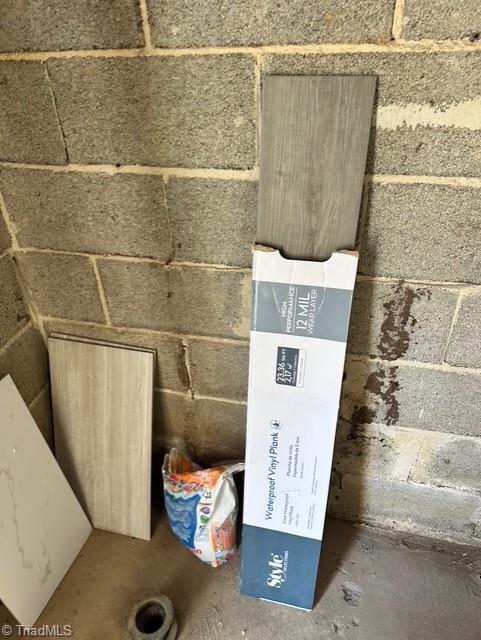 1217 Lakeview Heights Drive