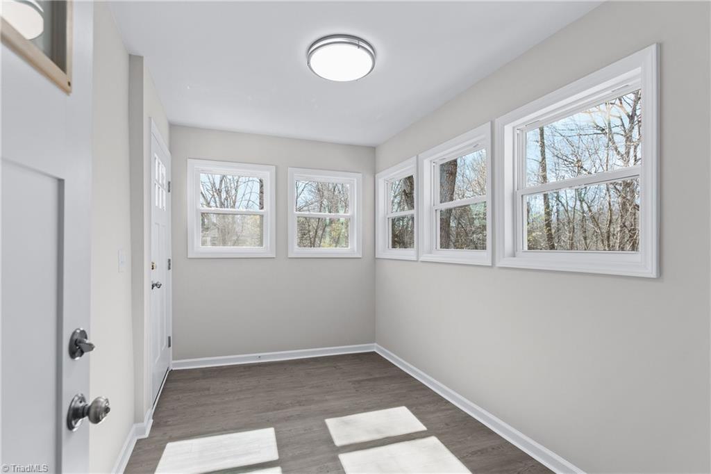 1217 Lakeview Heights Drive