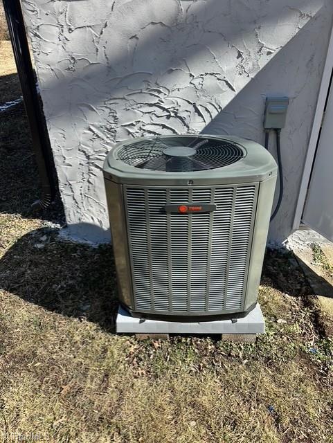 1217 Lakeview Heights Drive