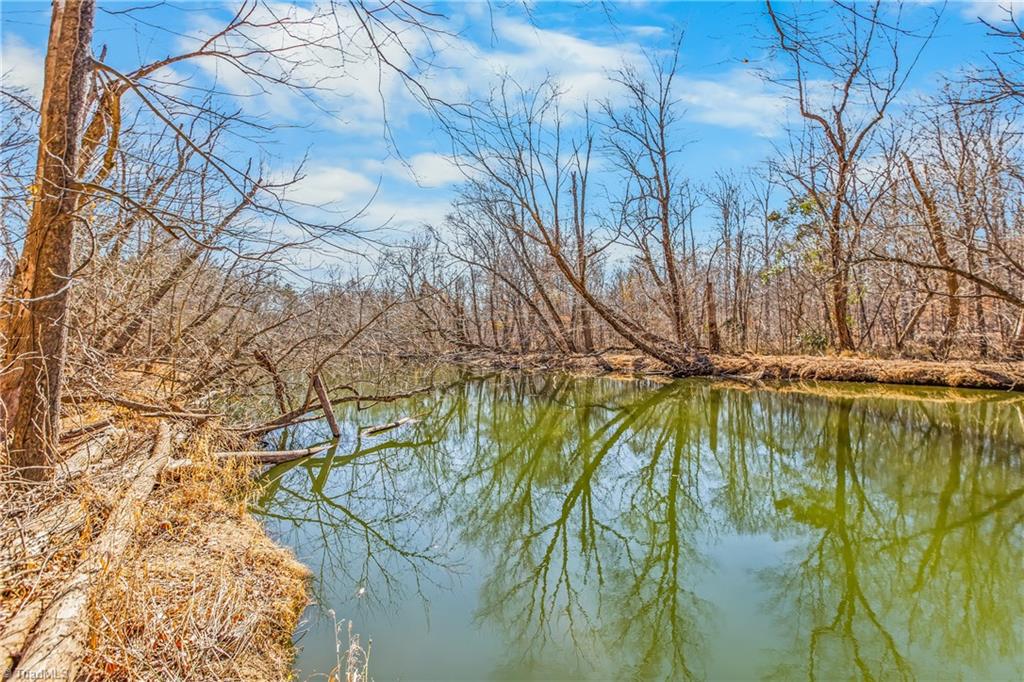 1217 Lakeview Heights Drive