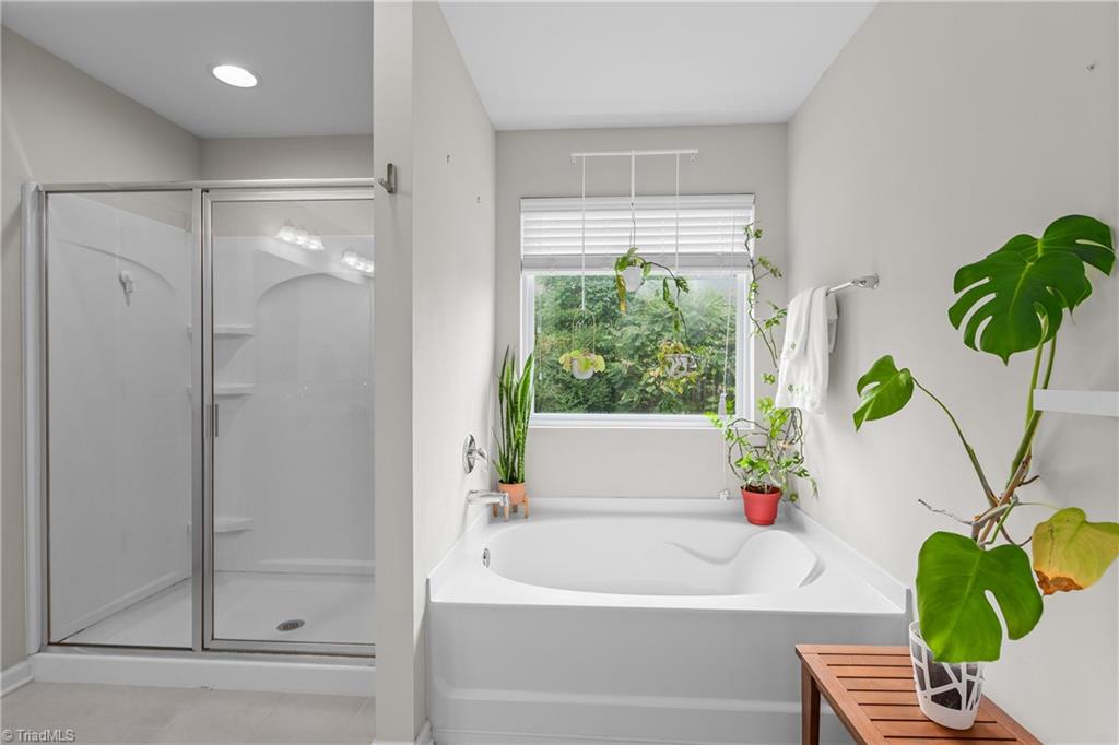 5506 Tier View Trail