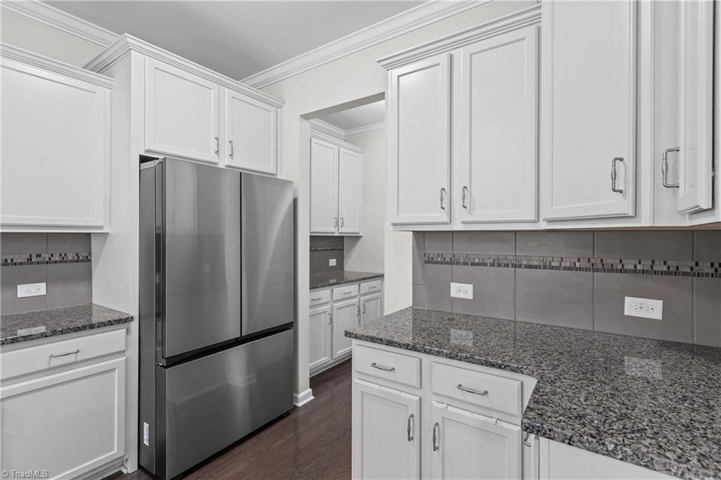 5506 Tier View Trail