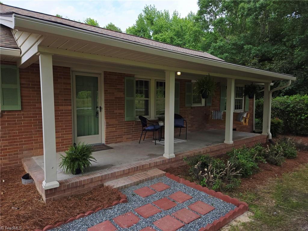 3669 W Greensboro Chapel Hill Road