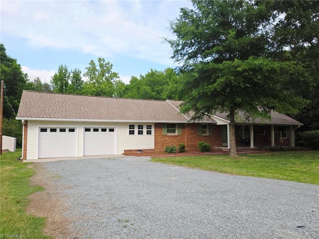 3669 W Greensboro Chapel Hill Road