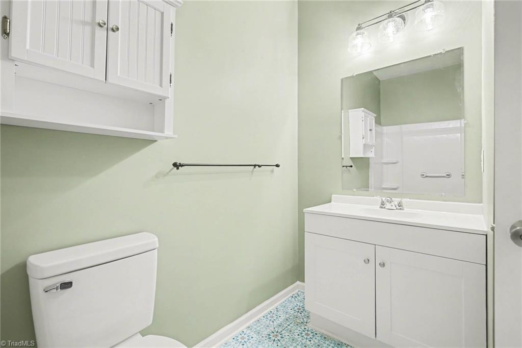 715 Meadowgreen Village Drive