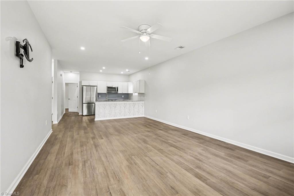 715 Meadowgreen Village Drive