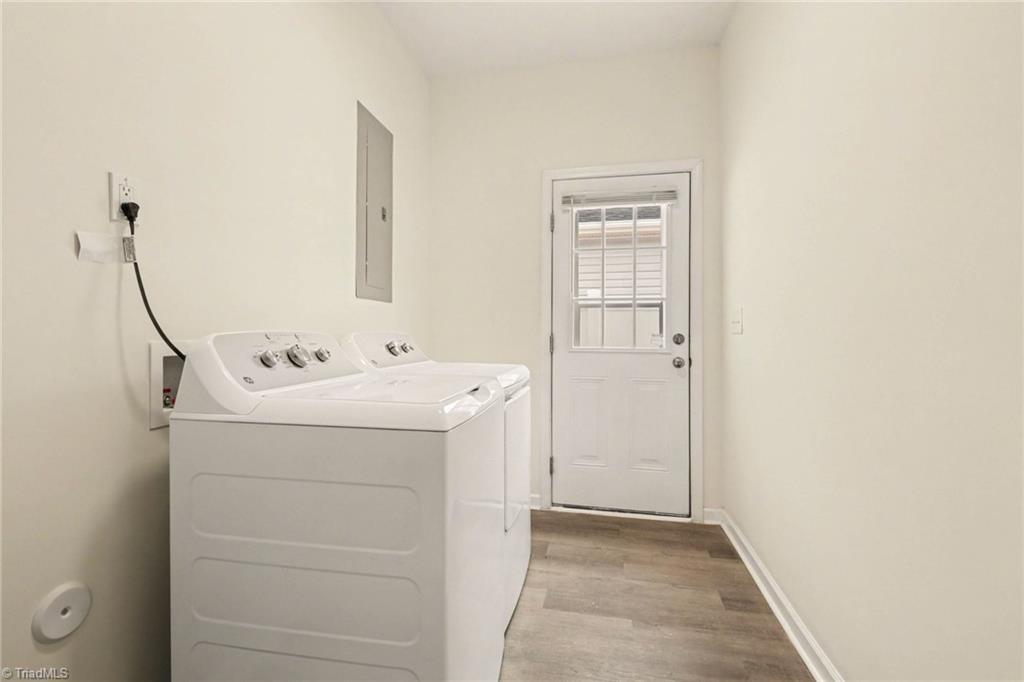 715 Meadowgreen Village Drive