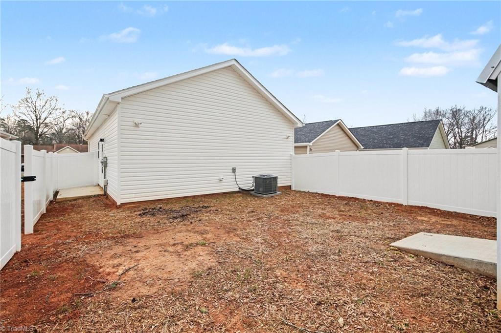 715 Meadowgreen Village Drive