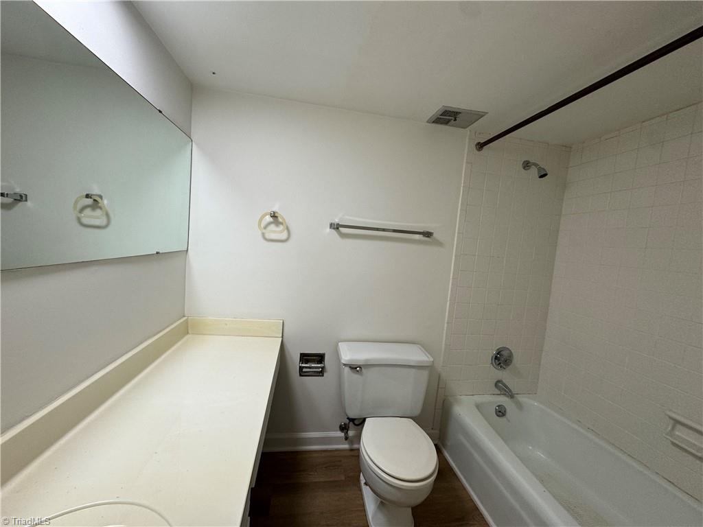 1524 Benjamin Parkway # D