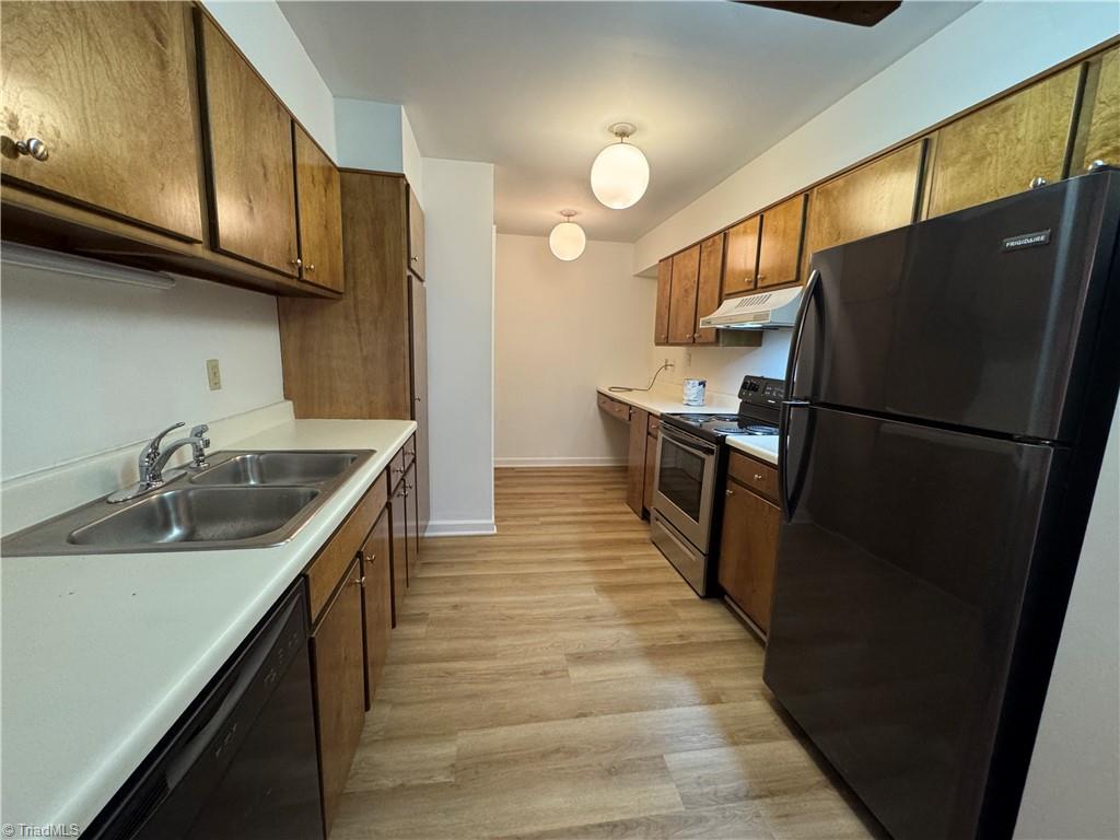 1524 Benjamin Parkway # D