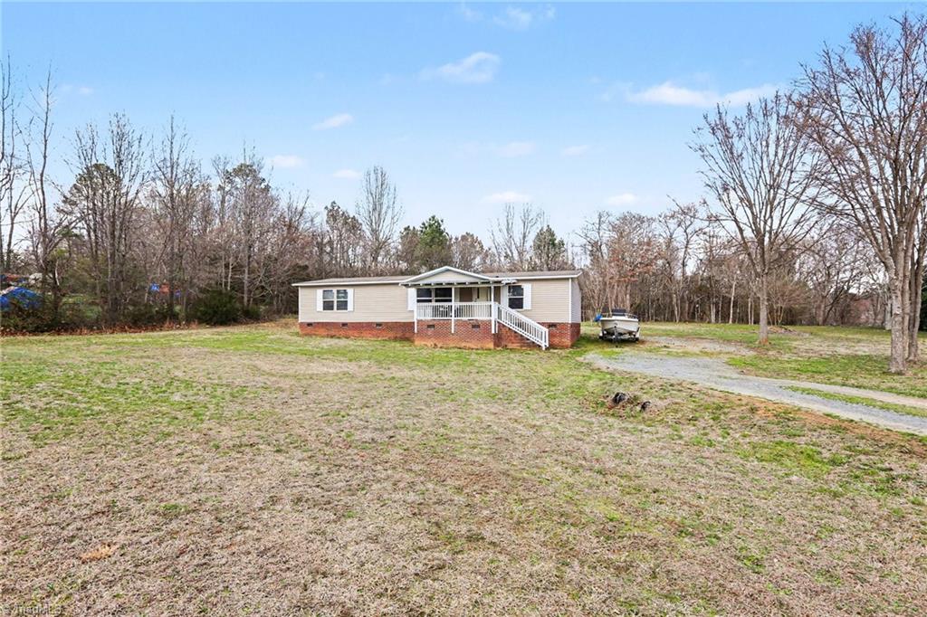 4963 Thom Road