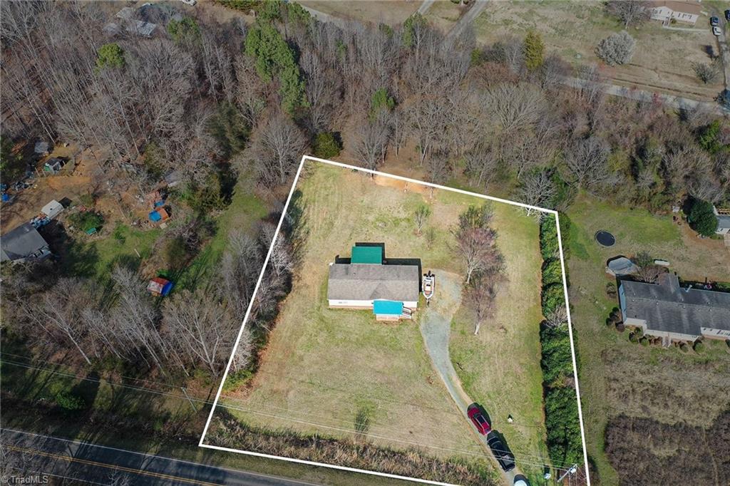 4963 Thom Road