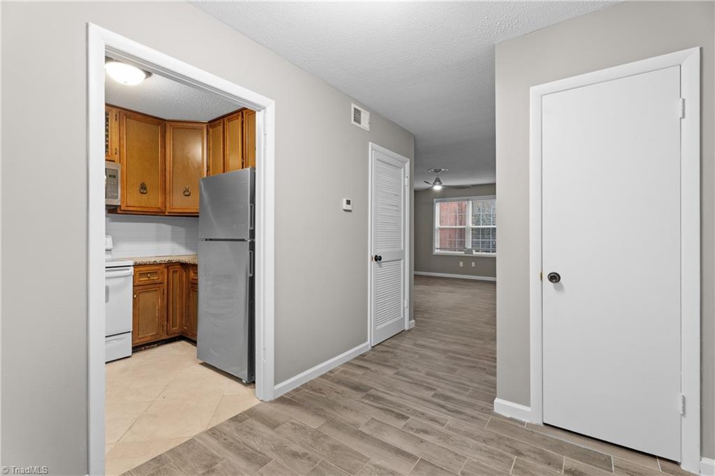 311 Salisbury Street # 18